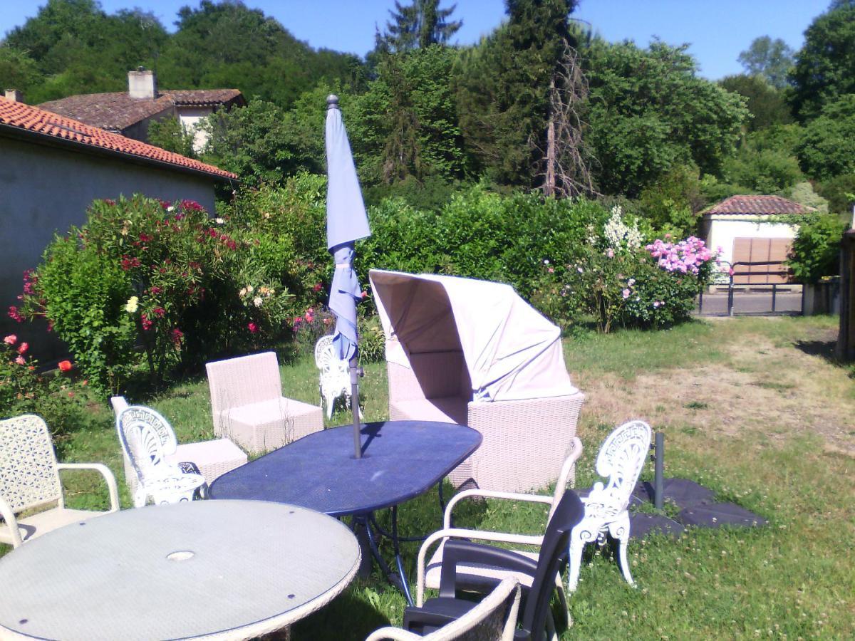 L'Ancien Patronage Pensionat Caumont-sur-Garonne Exteriör bild